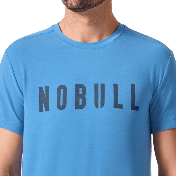 Men's Pacific Coast NOBULL Tee Front Detail Angle.