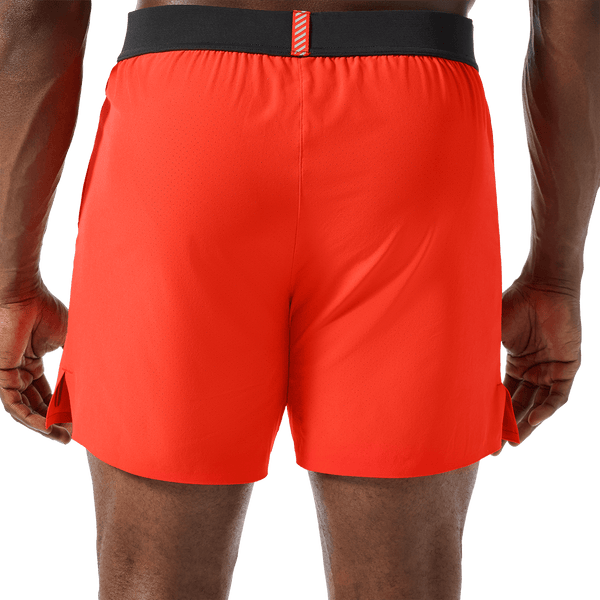 Men's Cayenne Drive Short 6" (Unlined) Back Lower Body Angle.