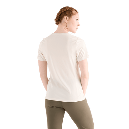 NOBULL Apparel Women's Deltapeak® Micro Textured Tee