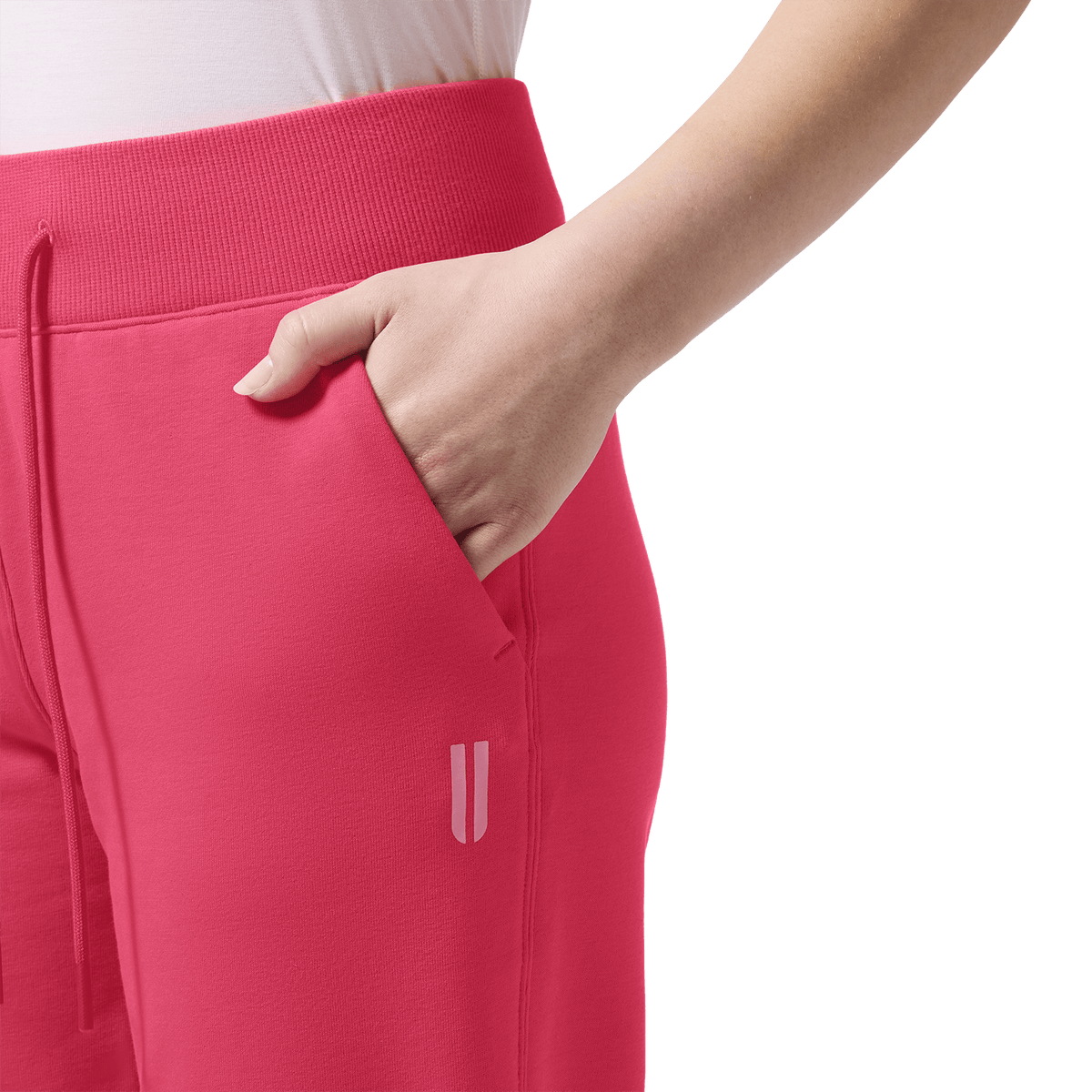 Women's Punch NOBULL Jogger Pocket Detail Angle.