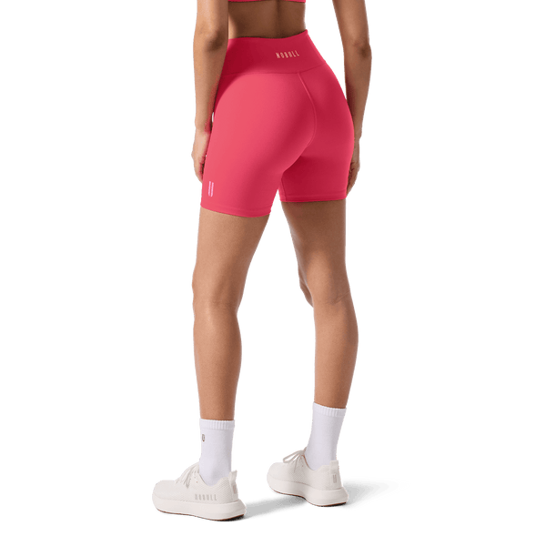 Women's Punch U High-Rise Matte Short 6" Back Lower Body Angle.