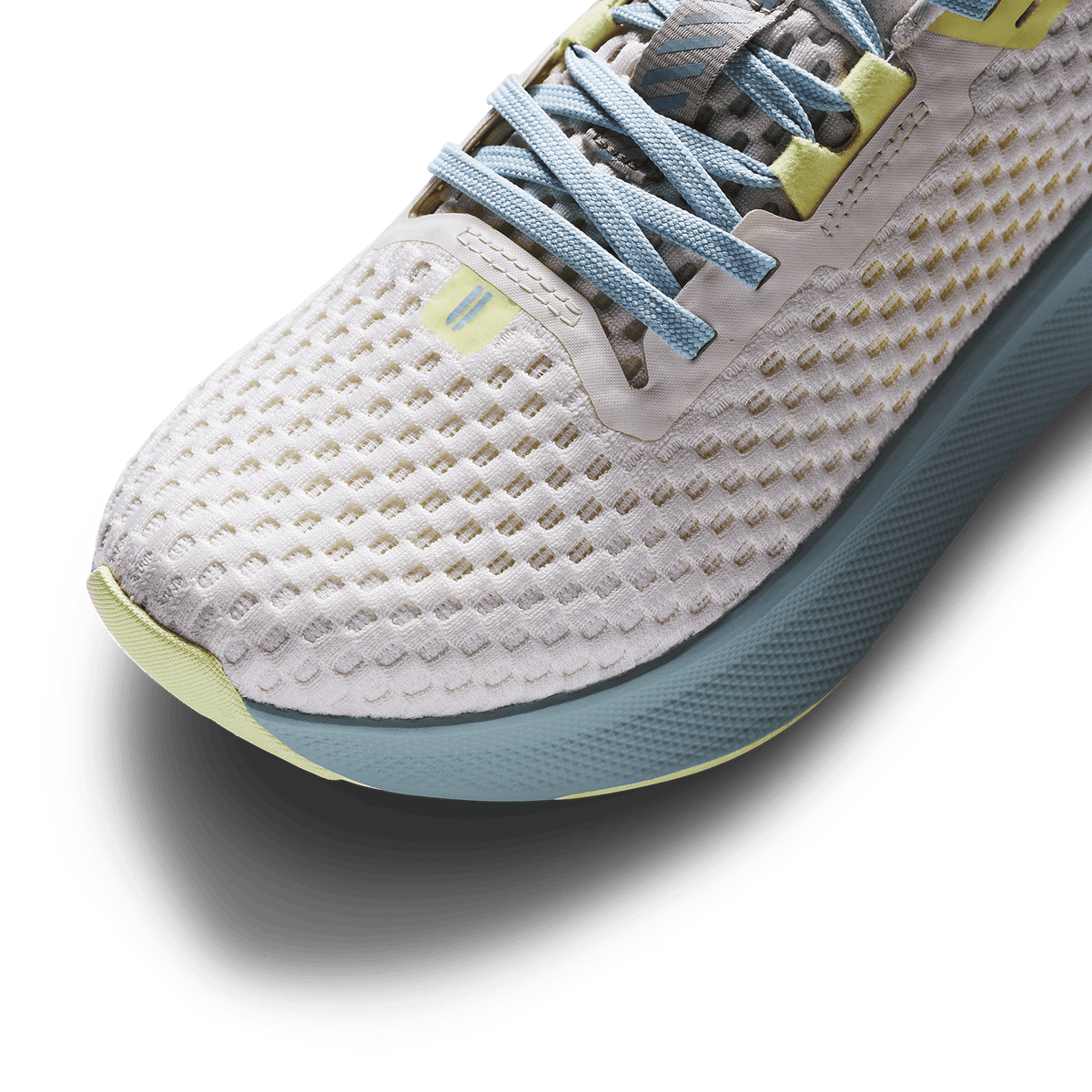 Mineral White Blue Haze Journey 2 Shoe Detail Angle.