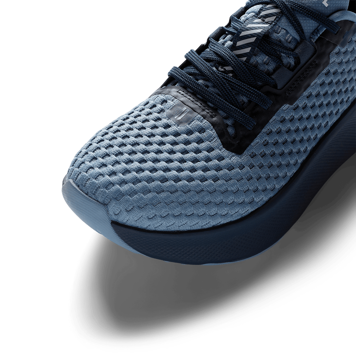 Harbor Night Navy Journey 2 Shoe Detail Angle.